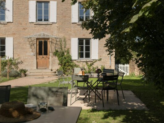 La Maison Des Monts D Or 09 24 09